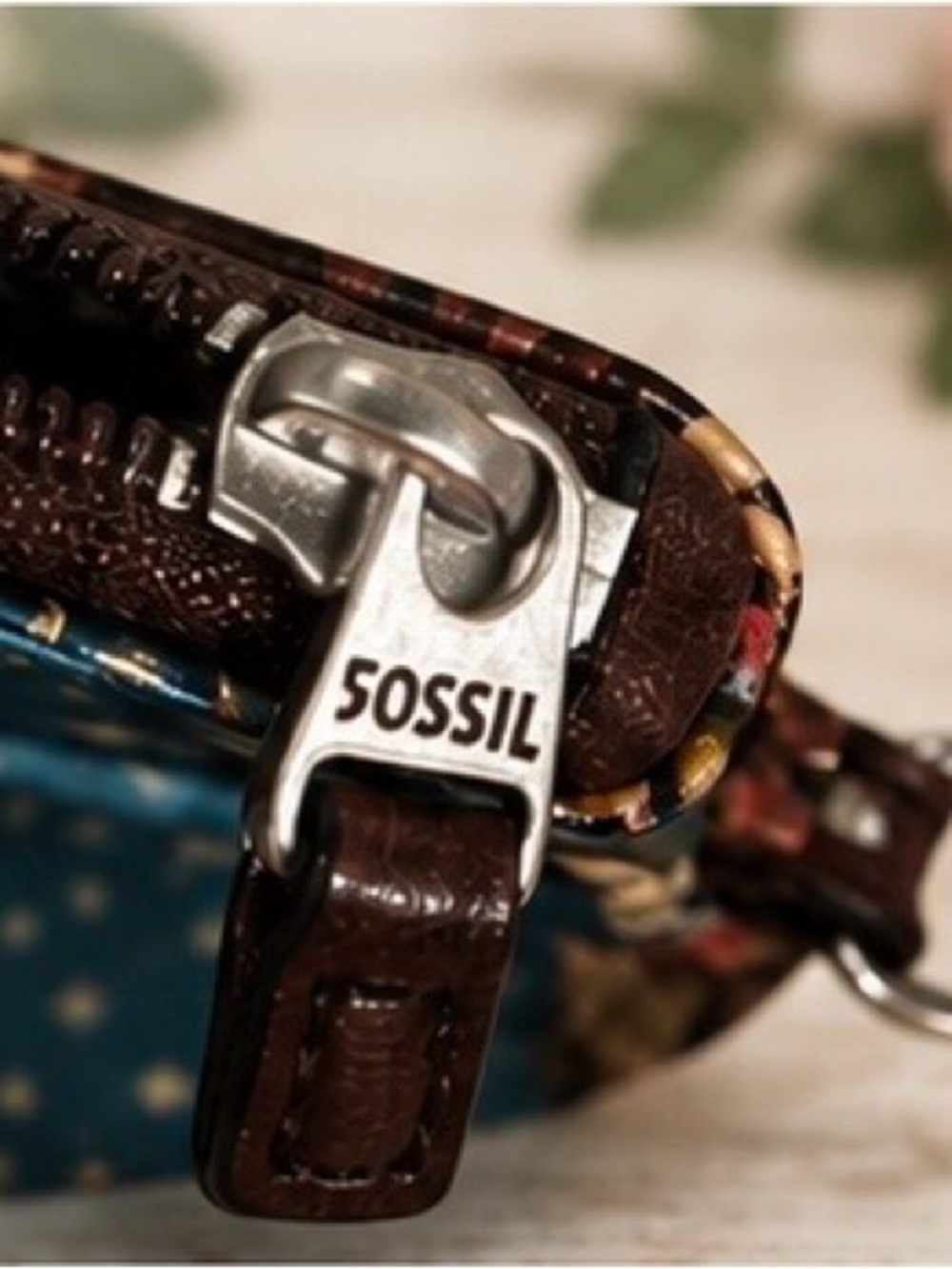 Fossil Keyper Coin & ID pouch - Picture 4 of 5
